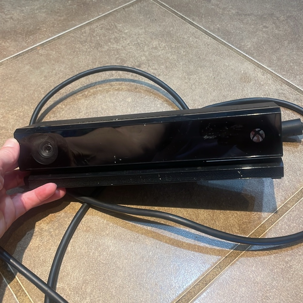 XBOX ONE Kinect!! - Picture 6 of 7